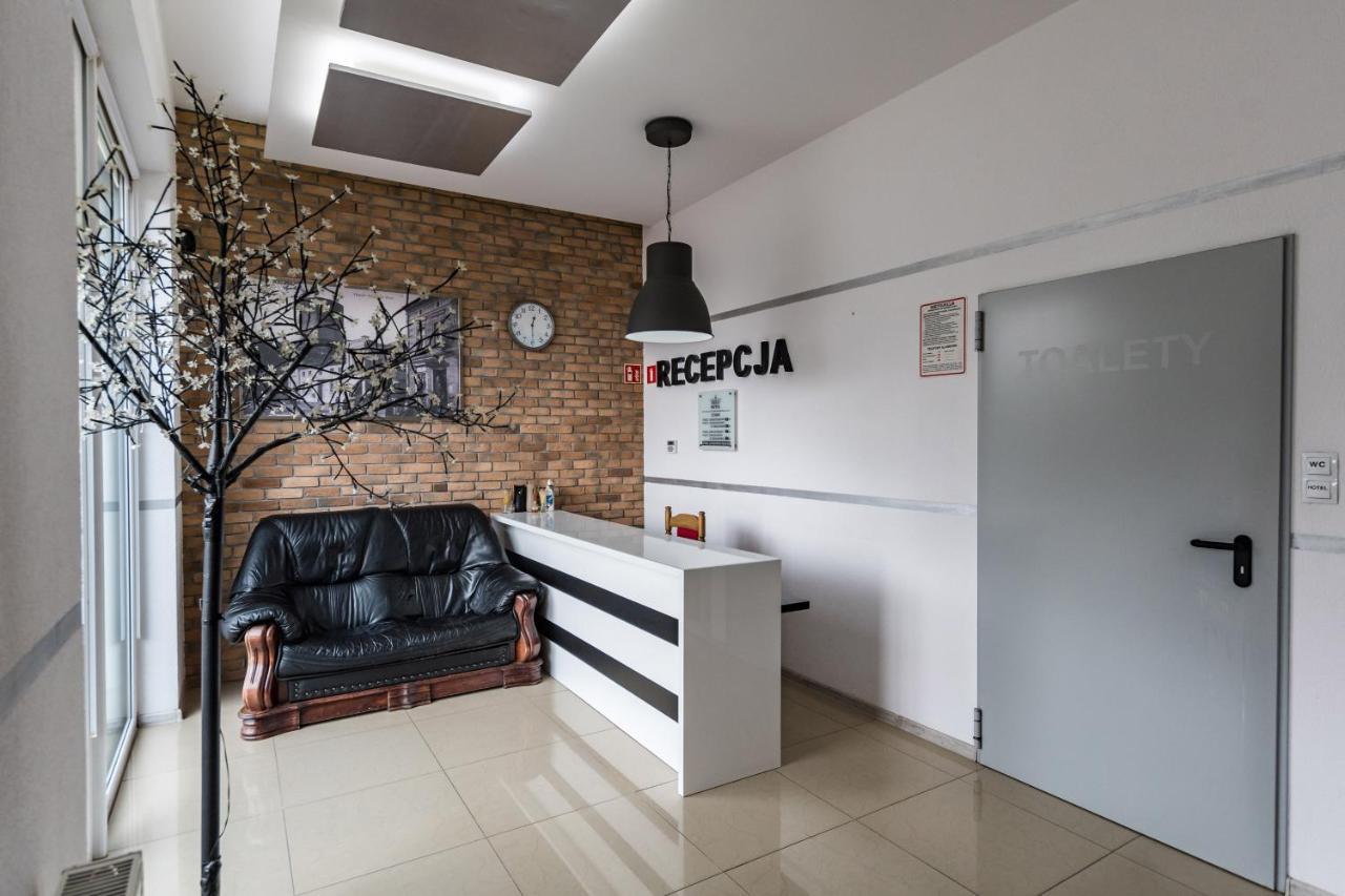 Hotel Zajazdu W Ostrzeszowie 외부 사진