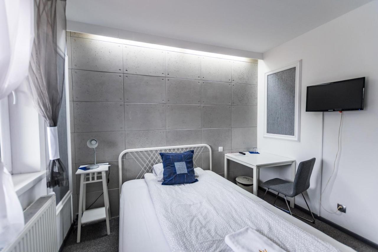 Hotel Zajazdu W Ostrzeszowie 외부 사진